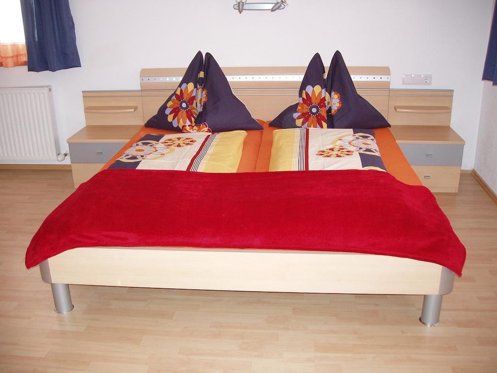 Ferienwohnung Wohlfartstaetter Auffach Room photo